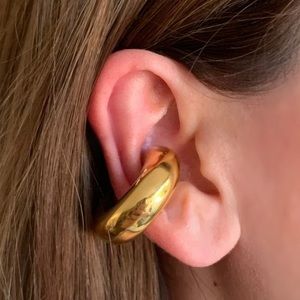 18kt gold plated ear cuff
